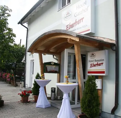 Hotel-gasthof Eberherr Forstinning