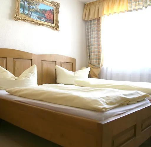 Hotel-gasthof Eberherr Hotell Forstinning
