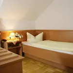 Hotel-gasthof Eberherr Hotell Forstinning